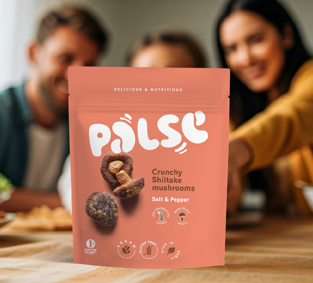 Οικογένεια και συσκευασία shiitake mushrooms palse snack